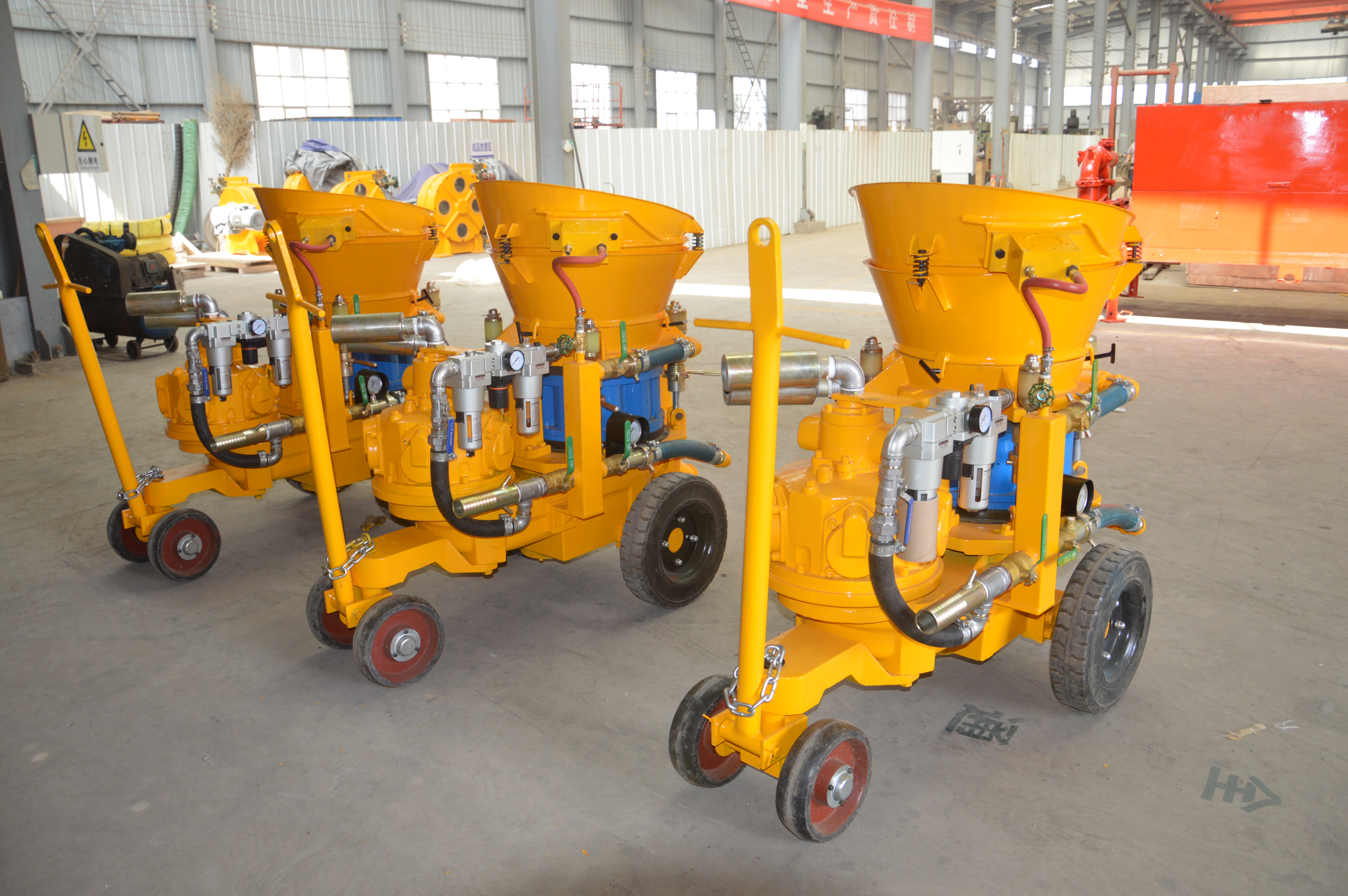 Concrete spraying machine for sale