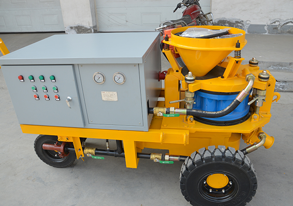 The precaution of the wet shotcrete machine during the construction of the slope